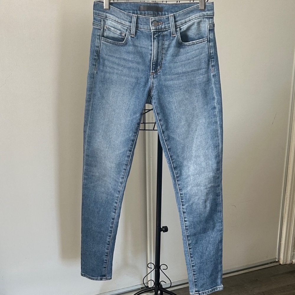 Joe's Jeans mid rise ankle Jean